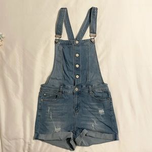 Overall jean shorts
